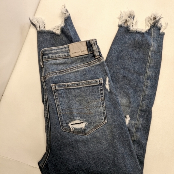 American Eagle Jeggings Women's Denim Jeans size 4 Distressed High Rise M-1 - Picture 8 of 11